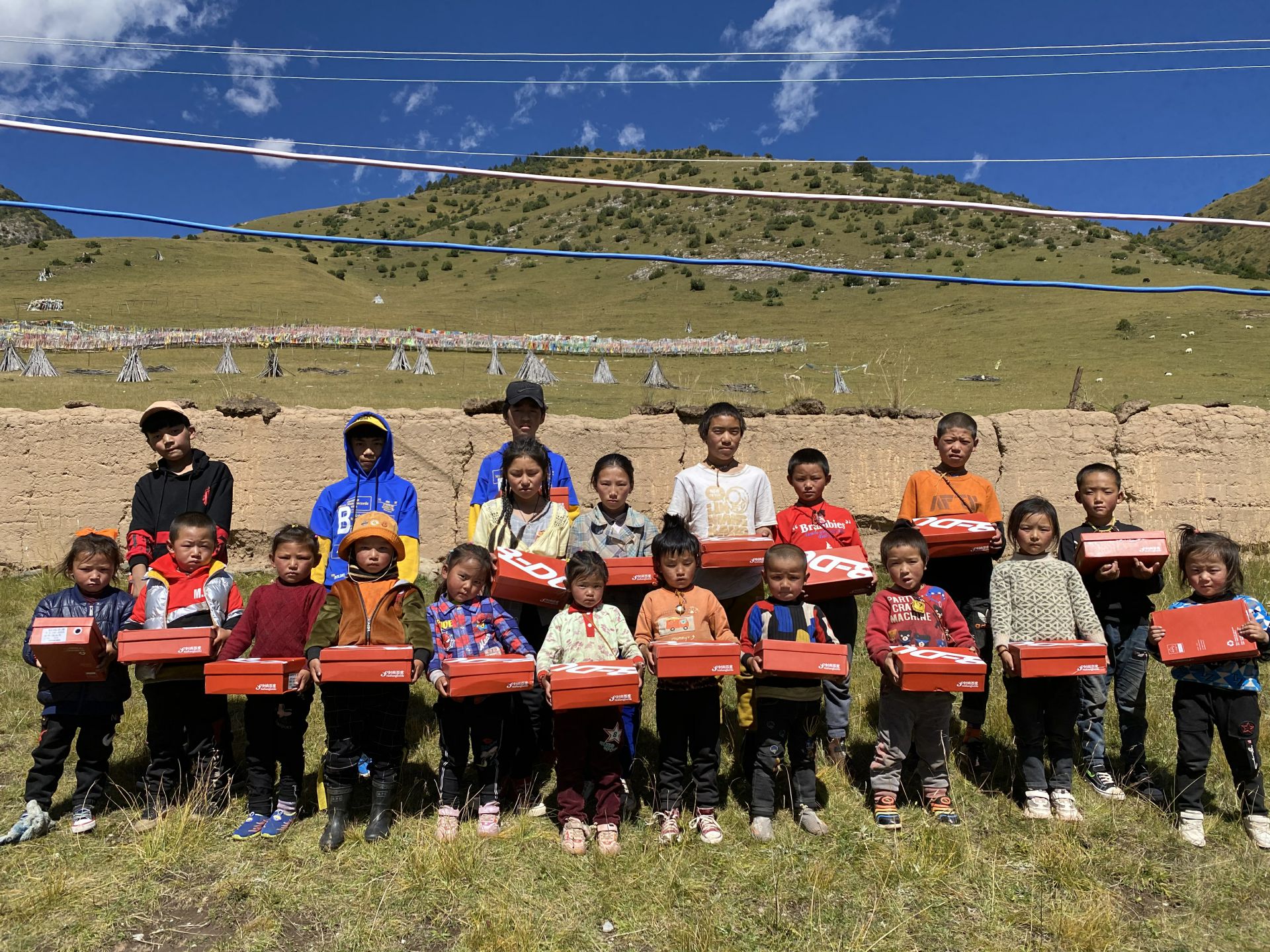 kaiyun体育app官网登录入口(中国)官方网站-登录入口公益回顾丨家国同欢月同圆 温暖满载甘孜州(图13) kaiyun体育app官网登录入口(中国)官方网站-登录入口公益回顾丨家国同欢月同圆 温暖满载甘孜州(图13)